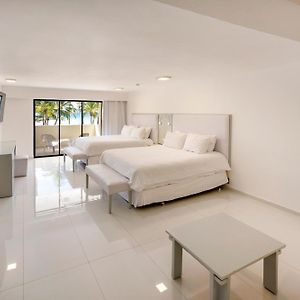 Accessible Superior Garden Room Two Queen Beds Non-Smoking